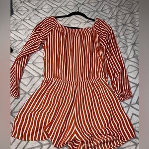 Orange and White Rompet